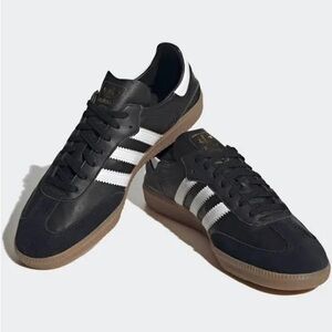 Adidas Black Sambas